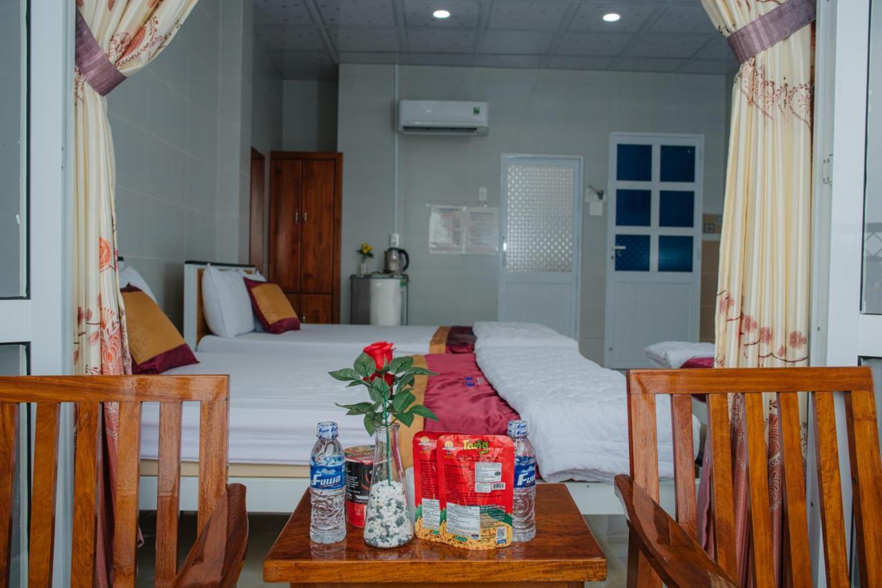 Hiep Hoa Hotel 쩌우독 외부 사진